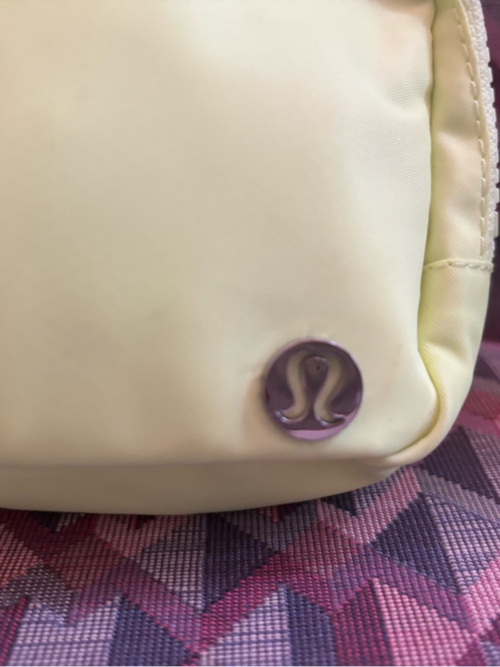 lululemon MAKE AN OFFER! EUC  Yellow BeltBag